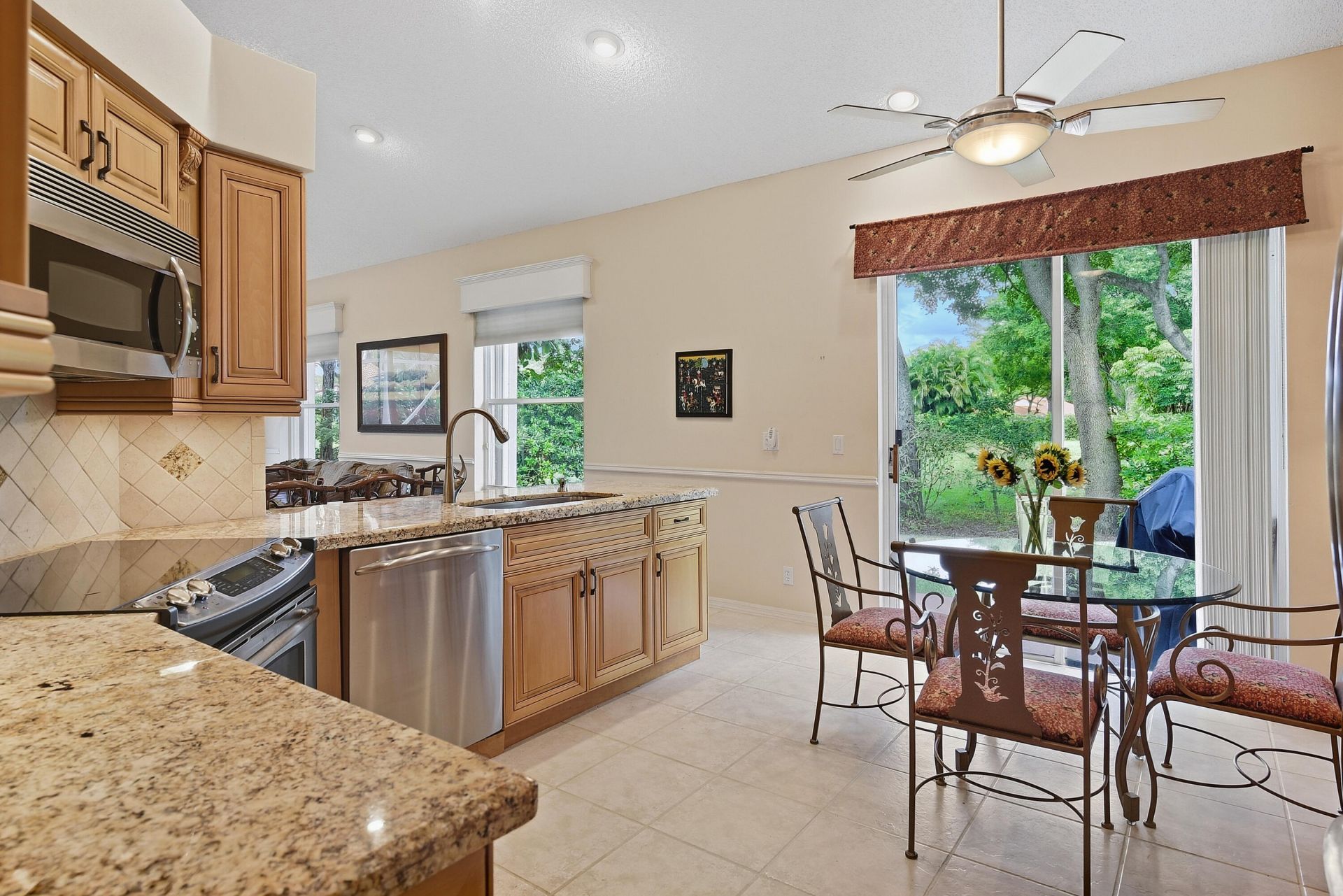 5379 Brookview Drive, Boynton Beach, FL 33437 Photo