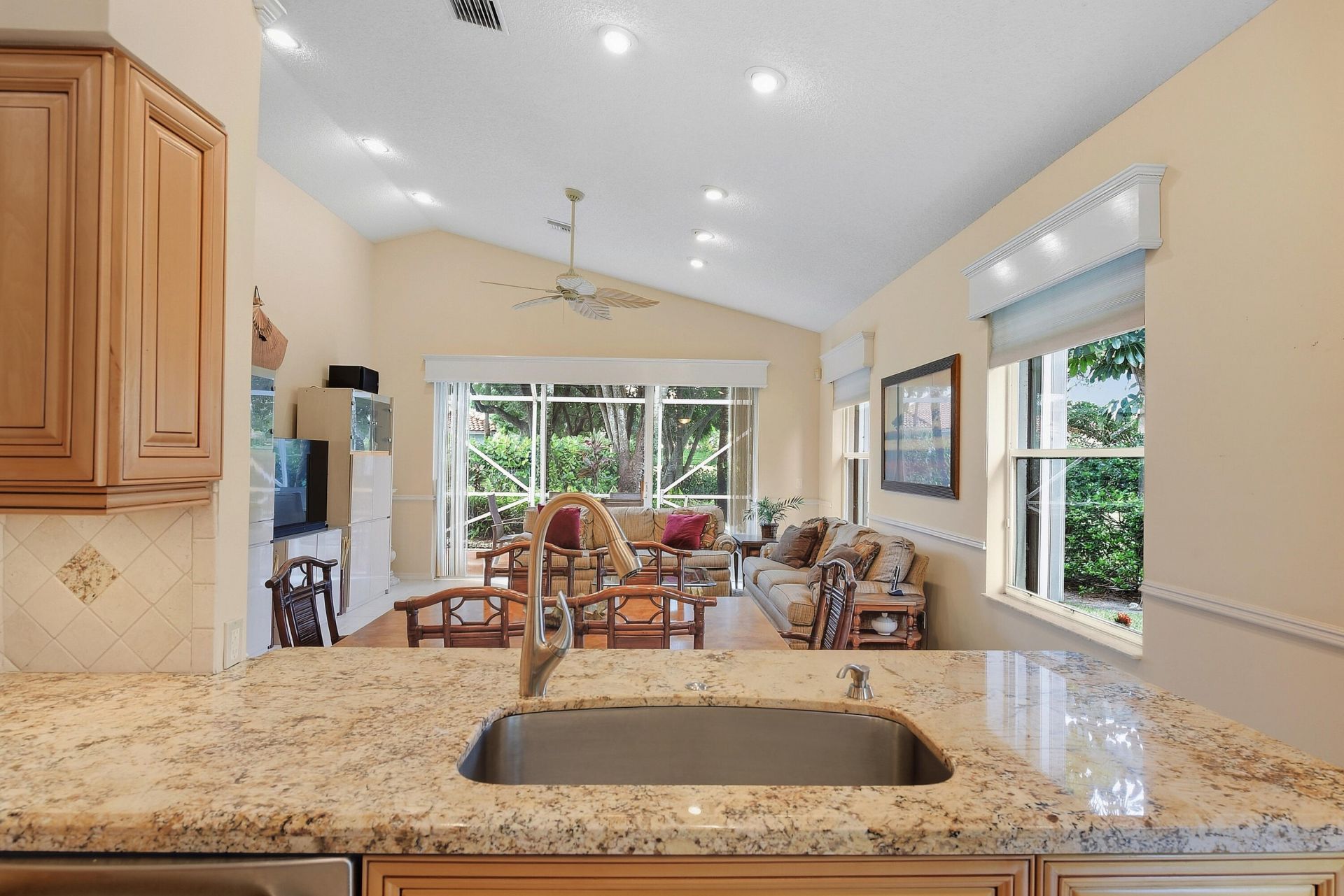5379 Brookview Drive, Boynton Beach, FL 33437 Photo