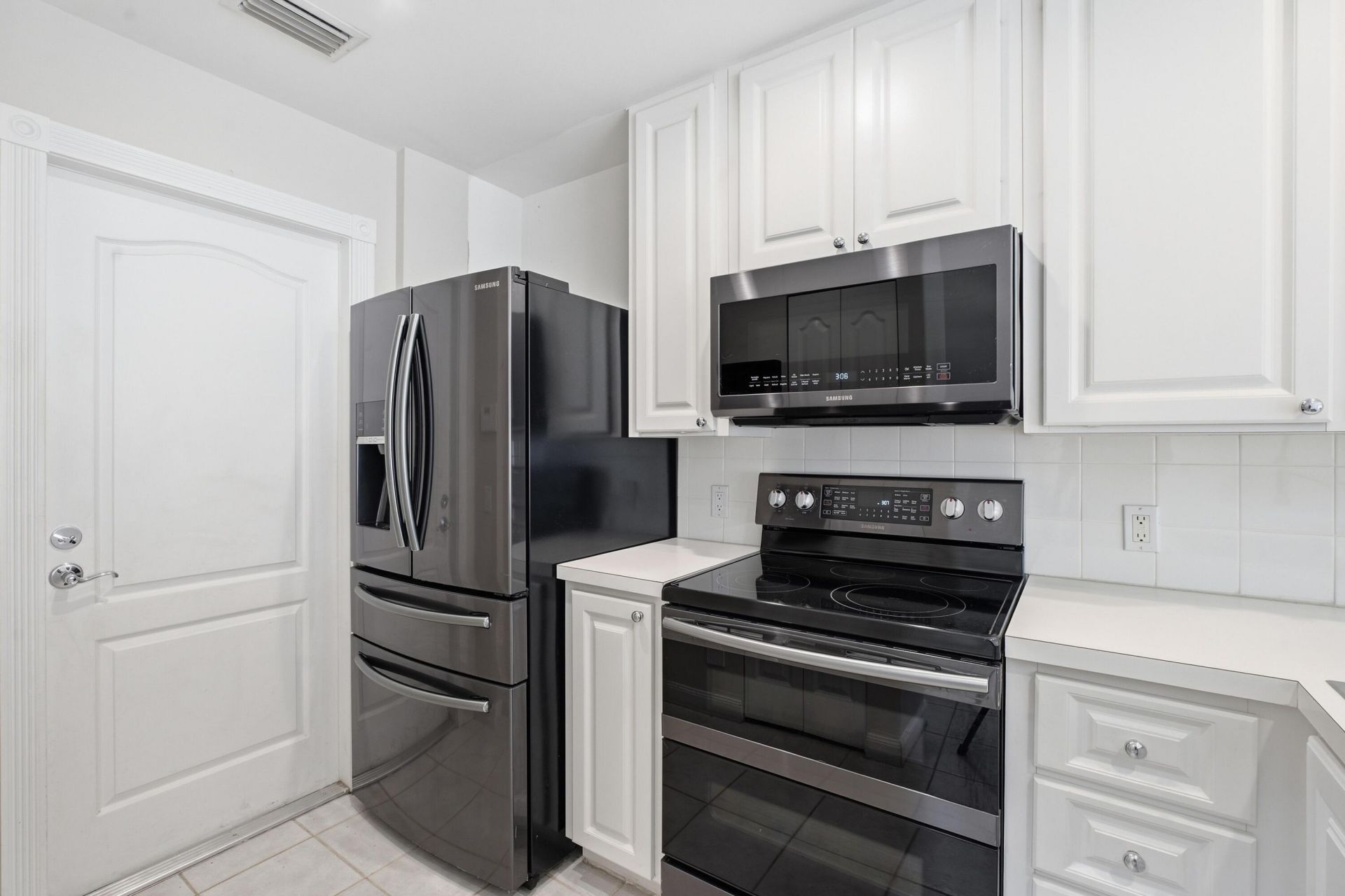 44 Live Oak Circle, Tequesta, FL 33469 Photo