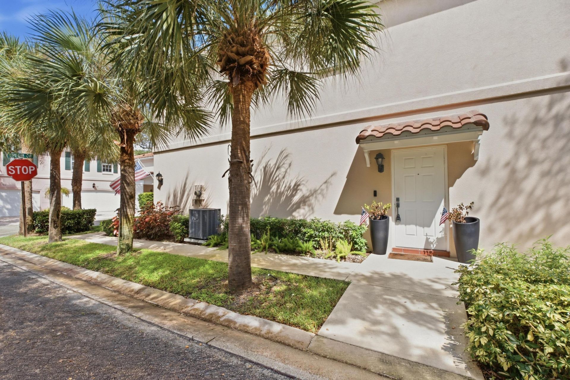 44 Live Oak Circle, Tequesta, FL 33469 Photo