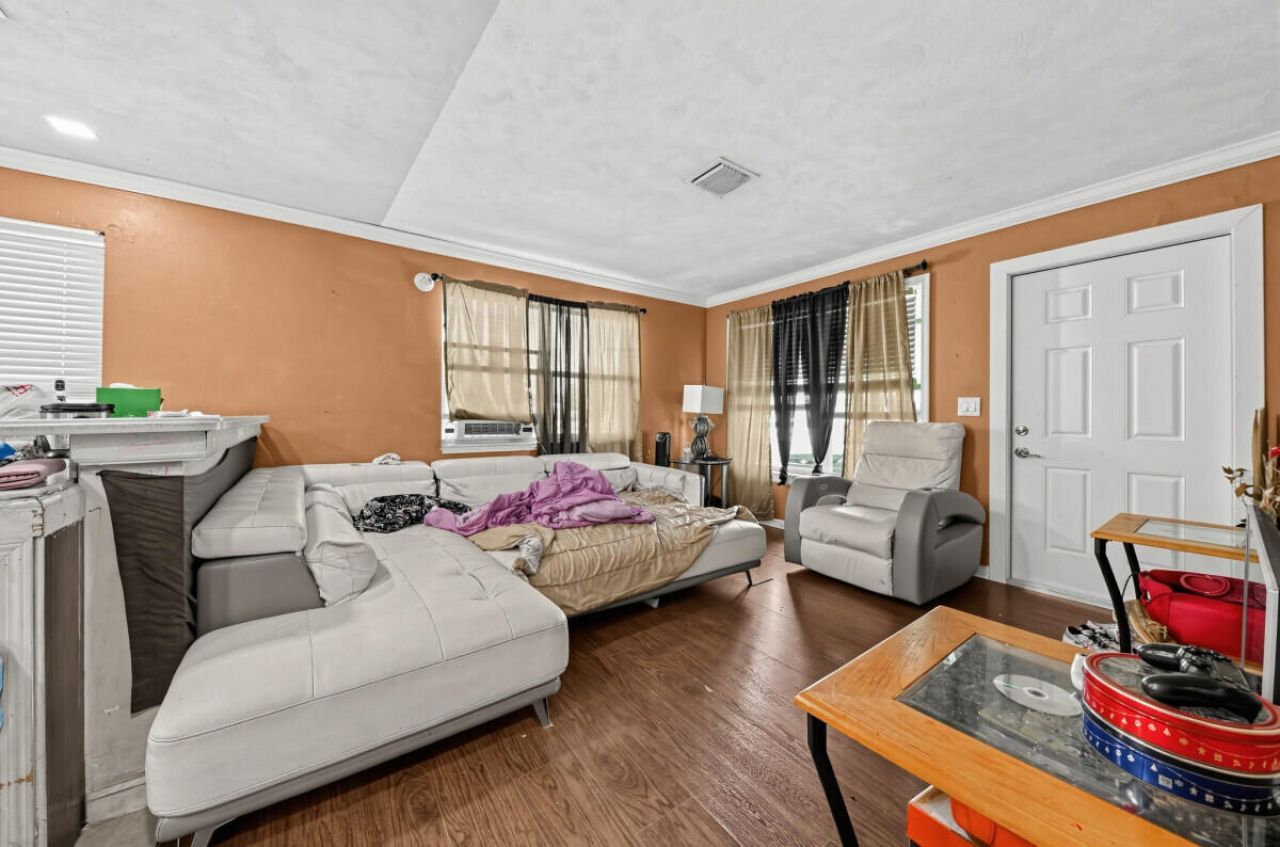 1209 W 26th Court, West Palm Beach, FL 33404 Photo