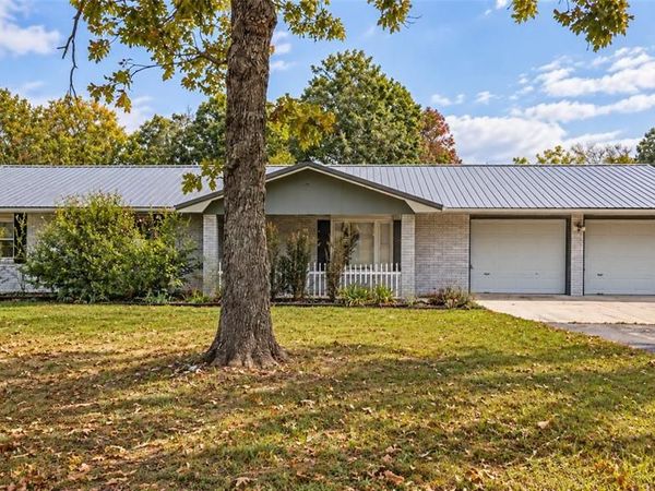 16065 Hardwood Lane, St Robert, MO 65584