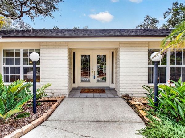 513 GARRARD DRIVE, TEMPLE TERRACE, FL 33617