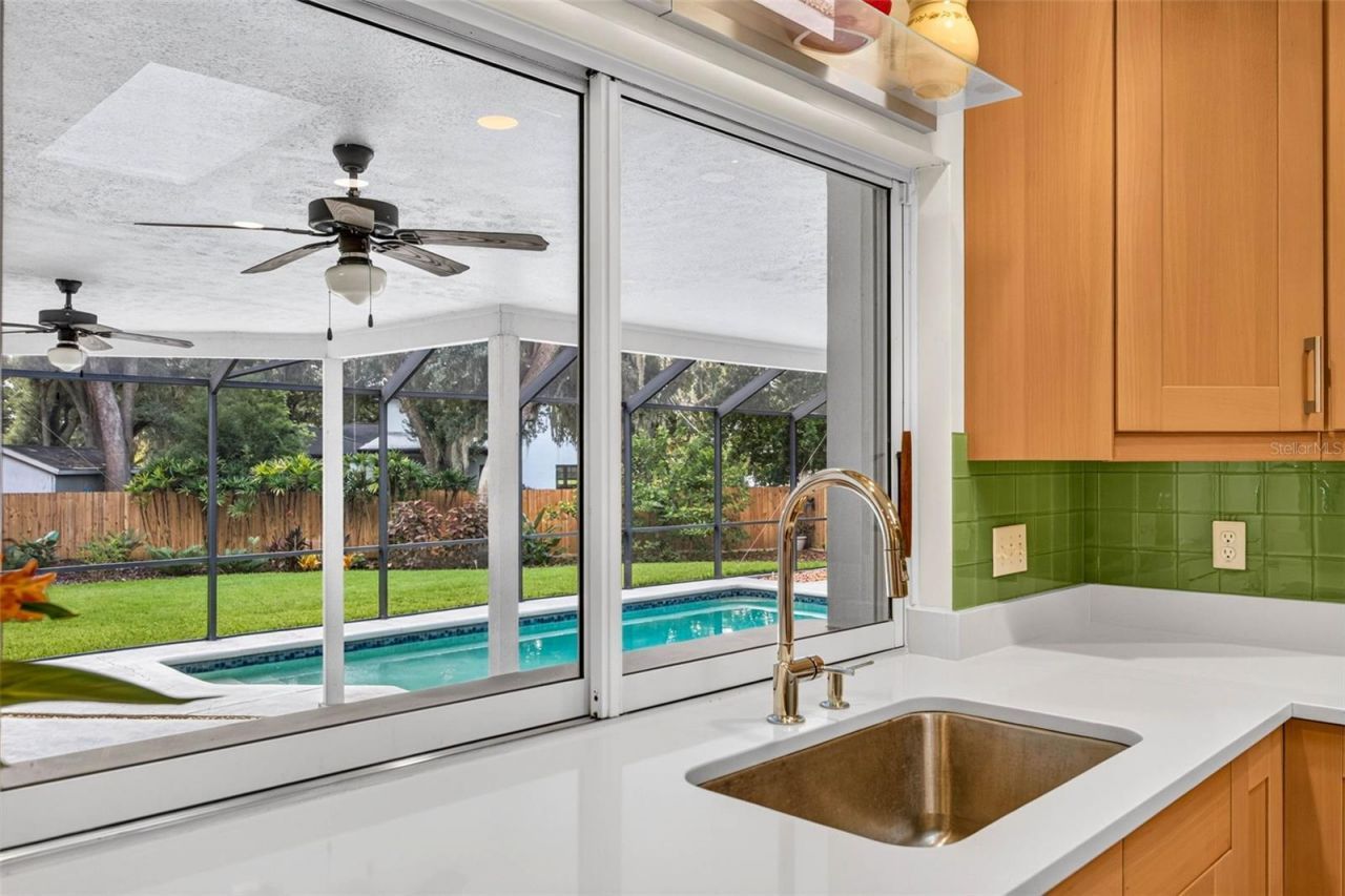 513 Garrard Drive, Temple Terrace, FL 33617 Photo