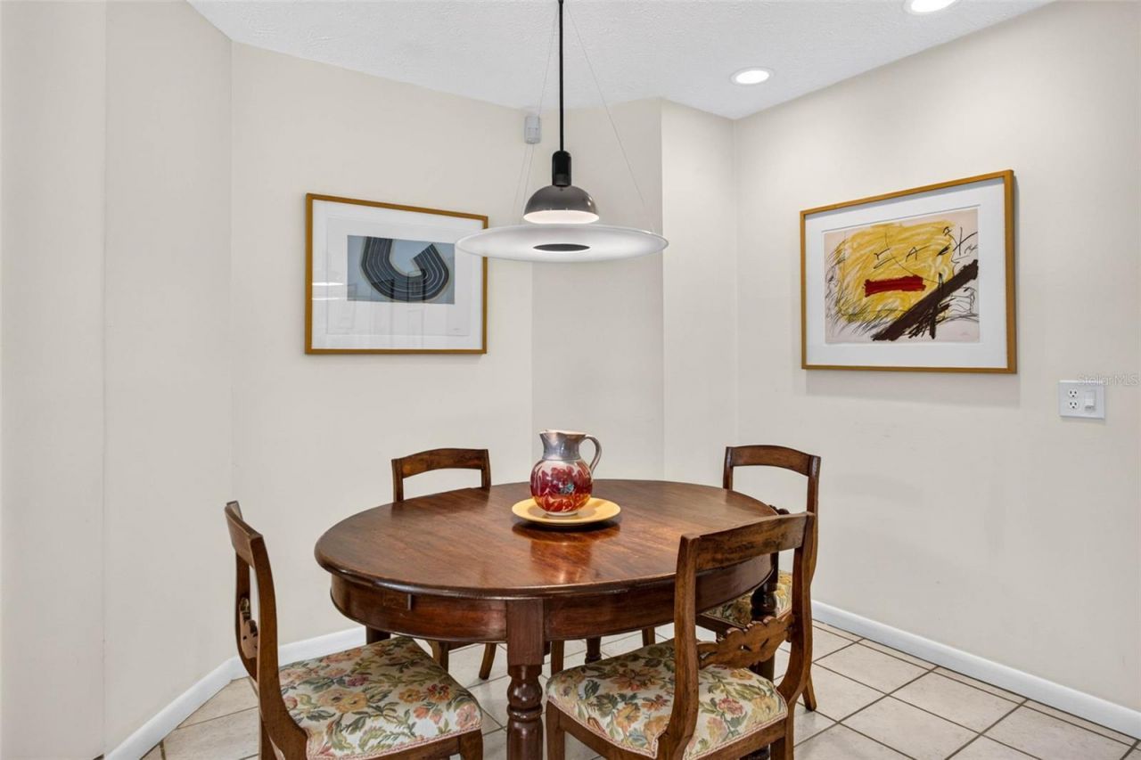 513 Garrard Drive, Temple Terrace, FL 33617 Photo