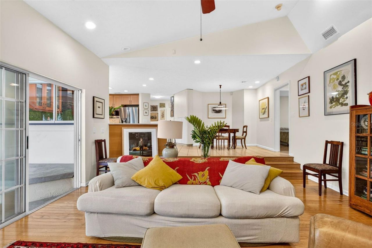 513 Garrard Drive, Temple Terrace, FL 33617 Photo