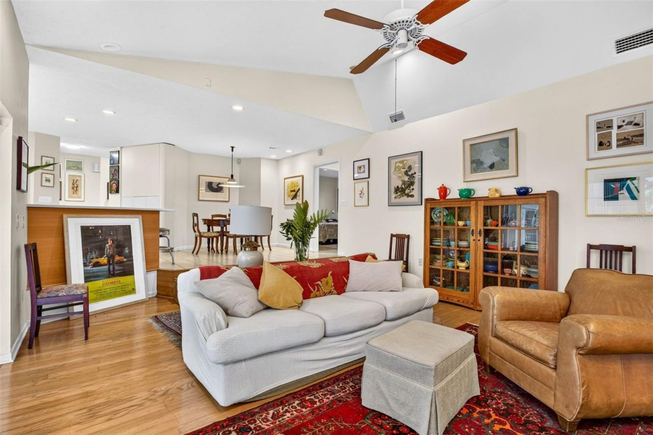 513 Garrard Drive, Temple Terrace, FL 33617 Photo