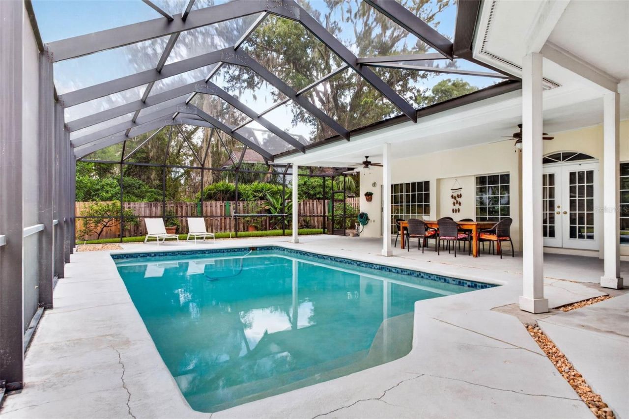 513 Garrard Drive, Temple Terrace, FL 33617 Photo