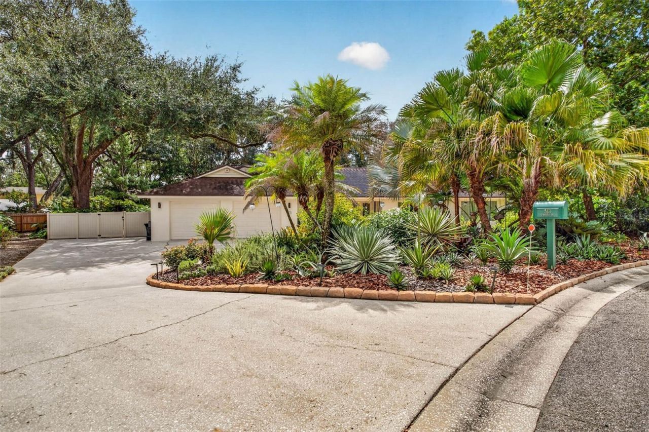 513 Garrard Drive, Temple Terrace, FL 33617 Photo