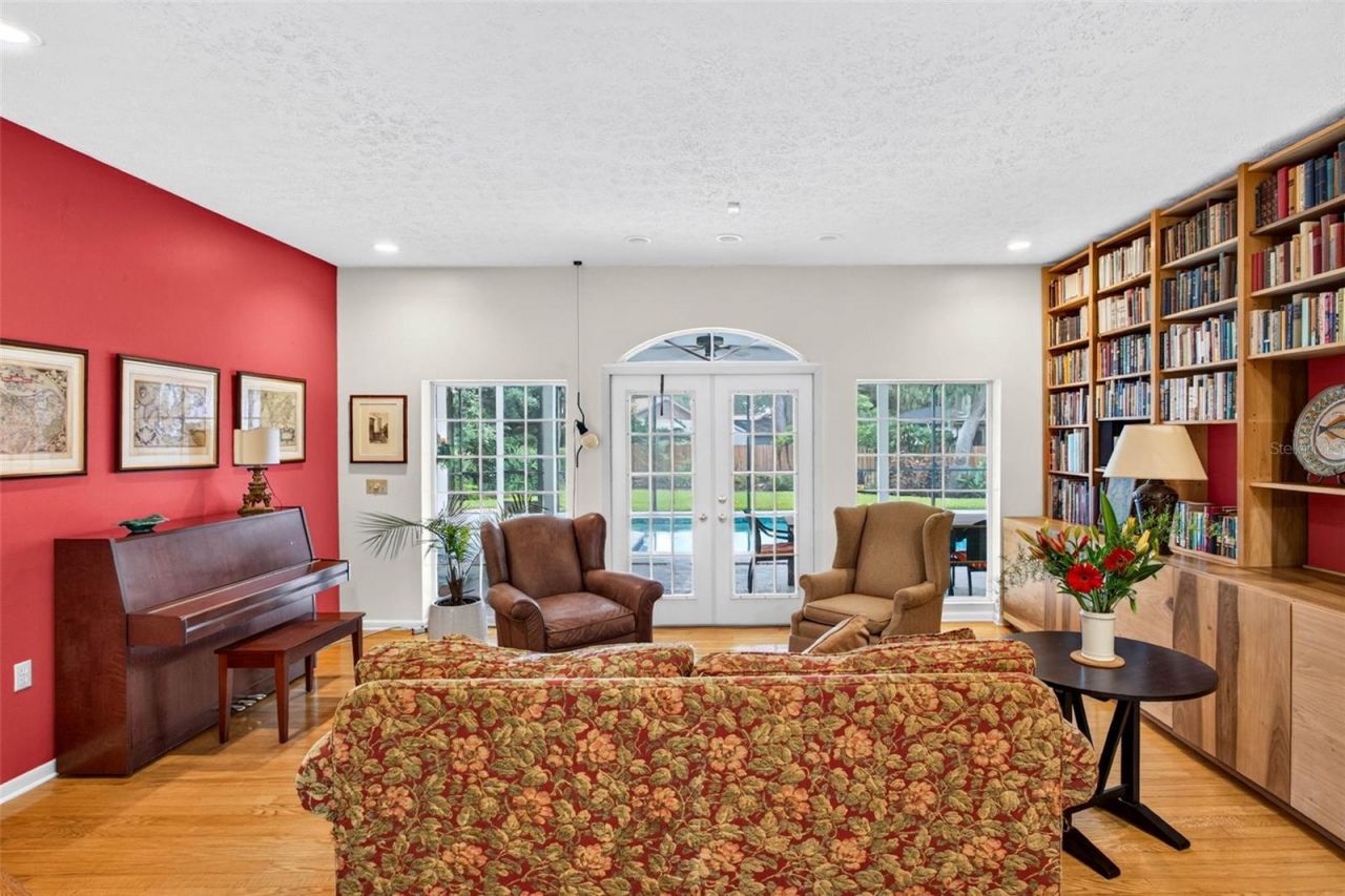 513 Garrard Drive, Temple Terrace, FL 33617 Photo