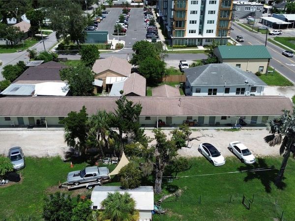 2405 10TH STREET W, BRADENTON, FL 34205