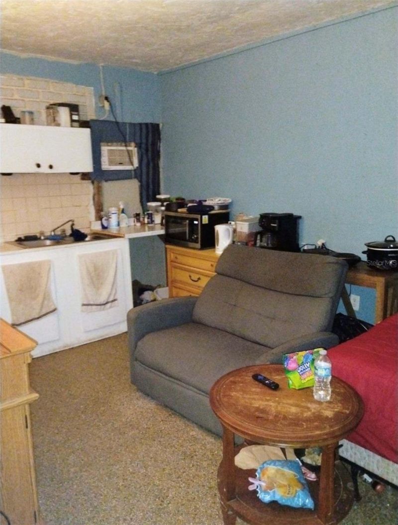 2405 10th Street W, Bradenton, FL 34205 Photo