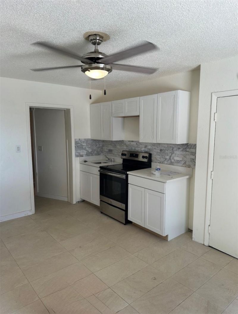 2405 10th Street W, Bradenton, FL 34205 Photo