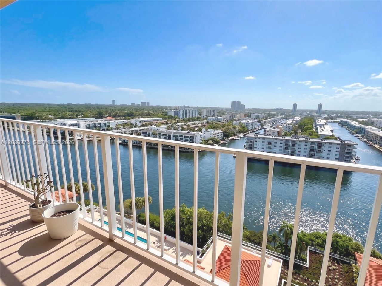 290 174th St, Unit 1602, Sunny Isles Beach, FL 33160 Photo