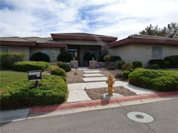 7695 Gilespie Street , Las Vegas, NV 89123