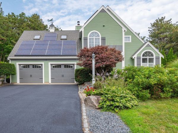 34 Polaris Dr, Mashpee, MA 02649
