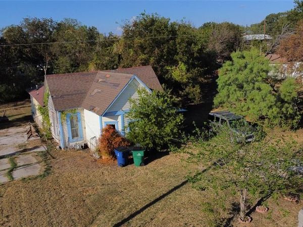 1205 Thompson Street , Bridgeport, TX 76426