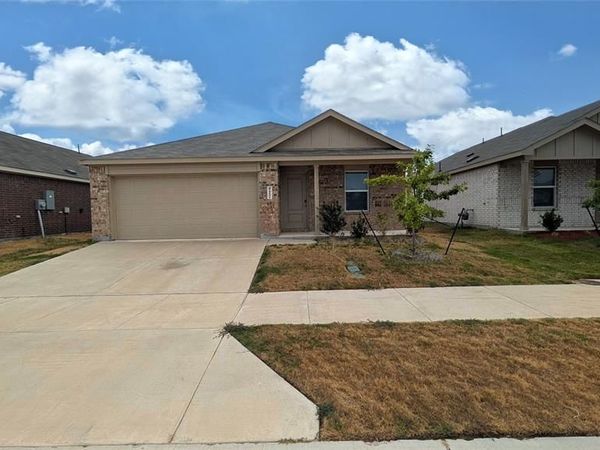 4952 Stonebridge Drive , Ennis, TX 75119