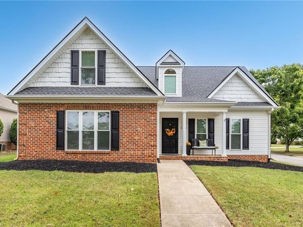 5803 Willowdale Drive , Pfafftown, NC 27040