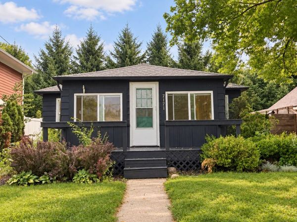7171 NE Wilkinson Drive NE, Rockford, MI 49341