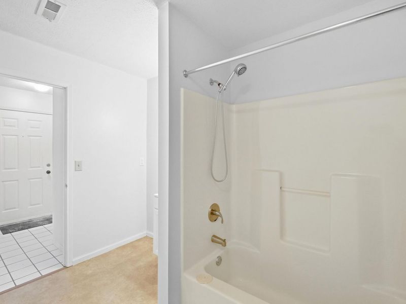 3986 Covington Drive, Springfield, OH 45503 Photo 12