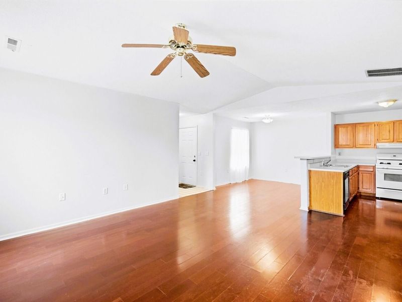 3986 Covington Drive, Springfield, OH 45503 Photo 6