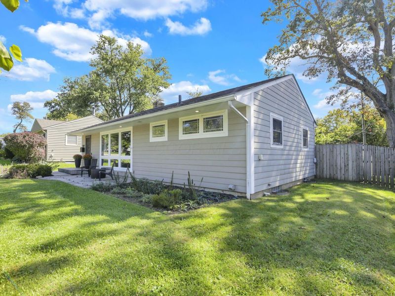 2669 Nottingham Road, Columbus, OH 43221 Photo 3