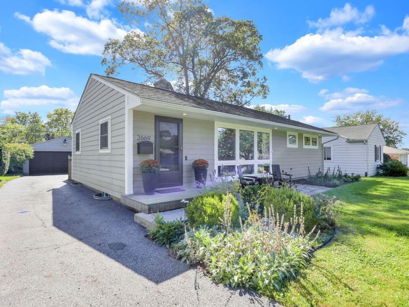 2669 Nottingham Road, Columbus, OH 43221 Photo 4