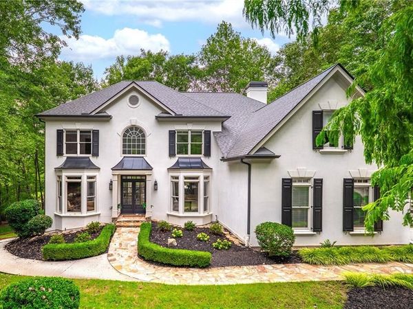 110 Valley Summit Court, Roswell, GA 30075