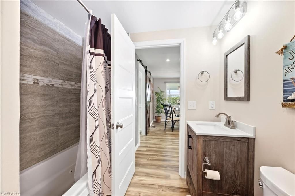 50 Le Mans Dr, Naples, FL 34112 Photo