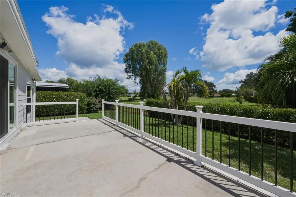 50 Le Mans Dr, Naples, FL 34112 Photo