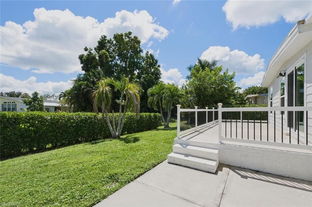 50 Le Mans Dr, Naples, FL 34112 Photo