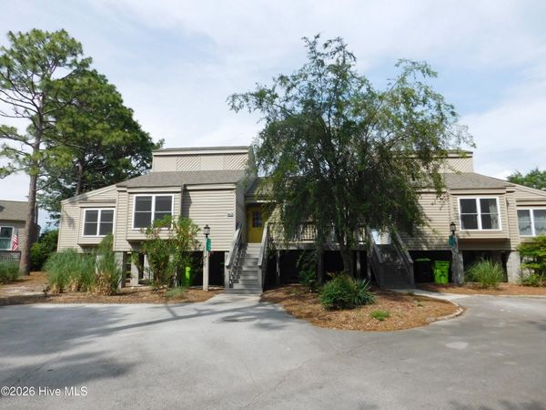 7151 Windward Drive , New Bern, NC 28560