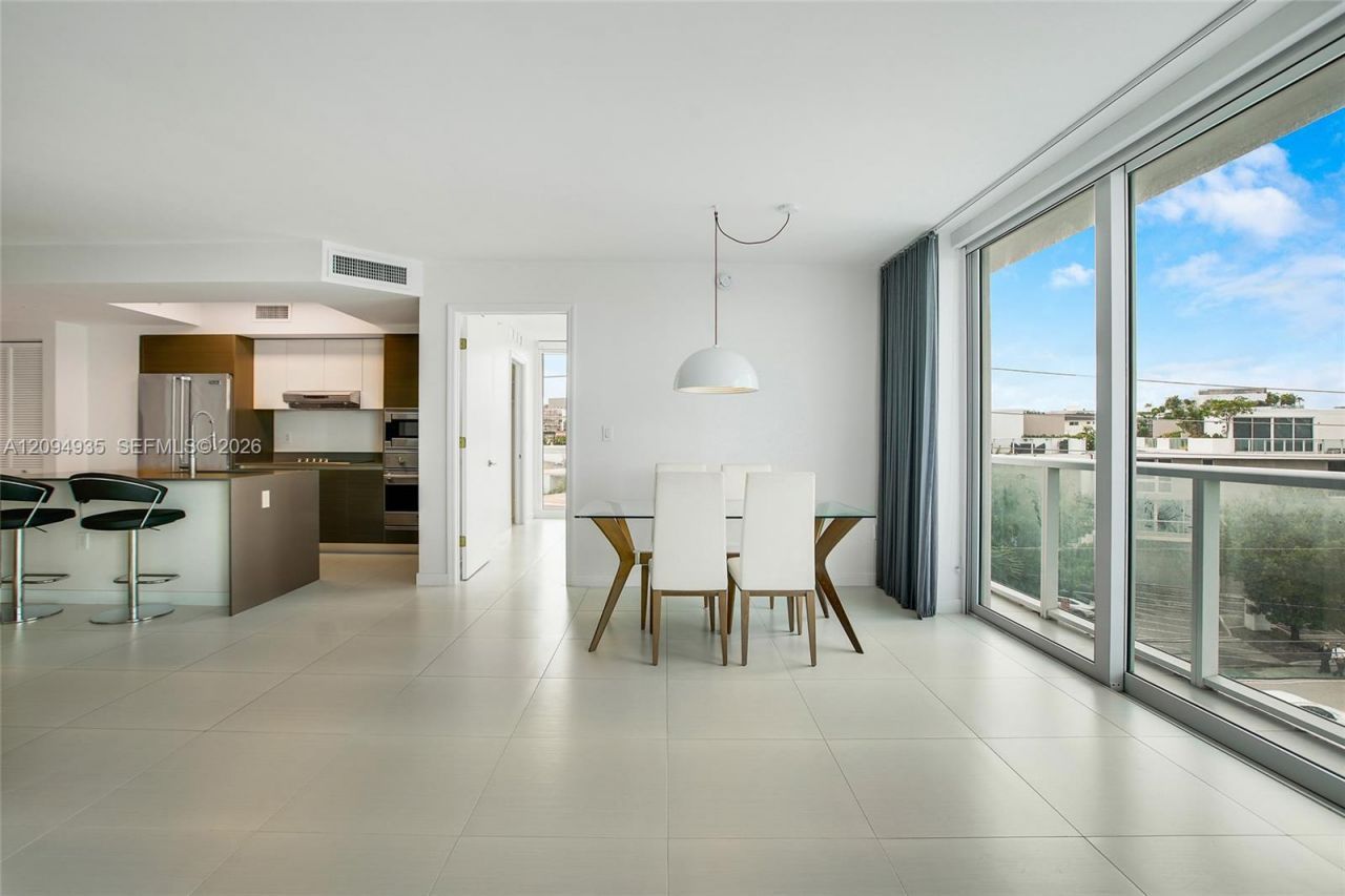9821 E Bay Harbor Dr , Unit 501, Bay Harbor Islands, FL 33154 Photo