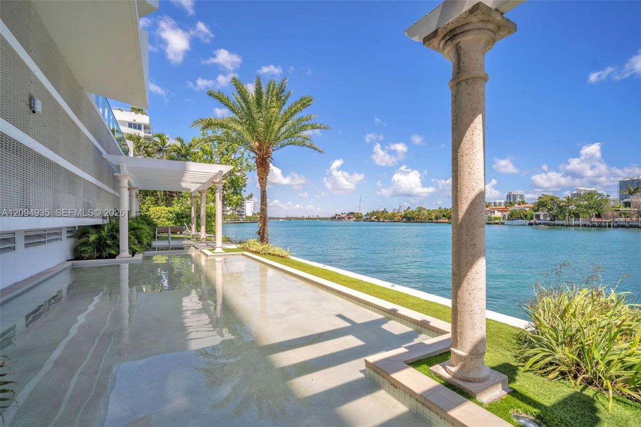9821 E Bay Harbor Dr , Unit 501, Bay Harbor Islands, FL 33154 Photo