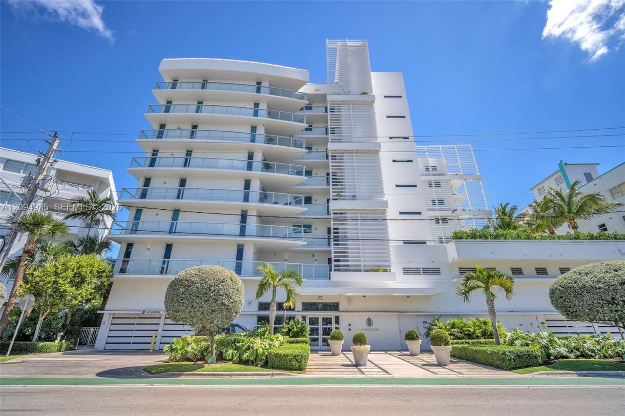 9821 E Bay Harbor Dr , Unit 501, Bay Harbor Islands, FL 33154 Photo