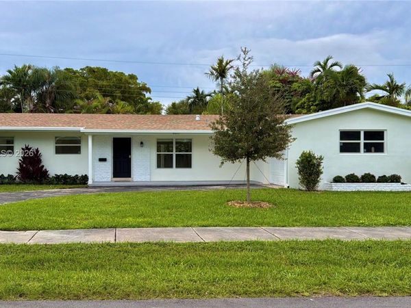 8820 SW 85th St , Miami, FL 33173