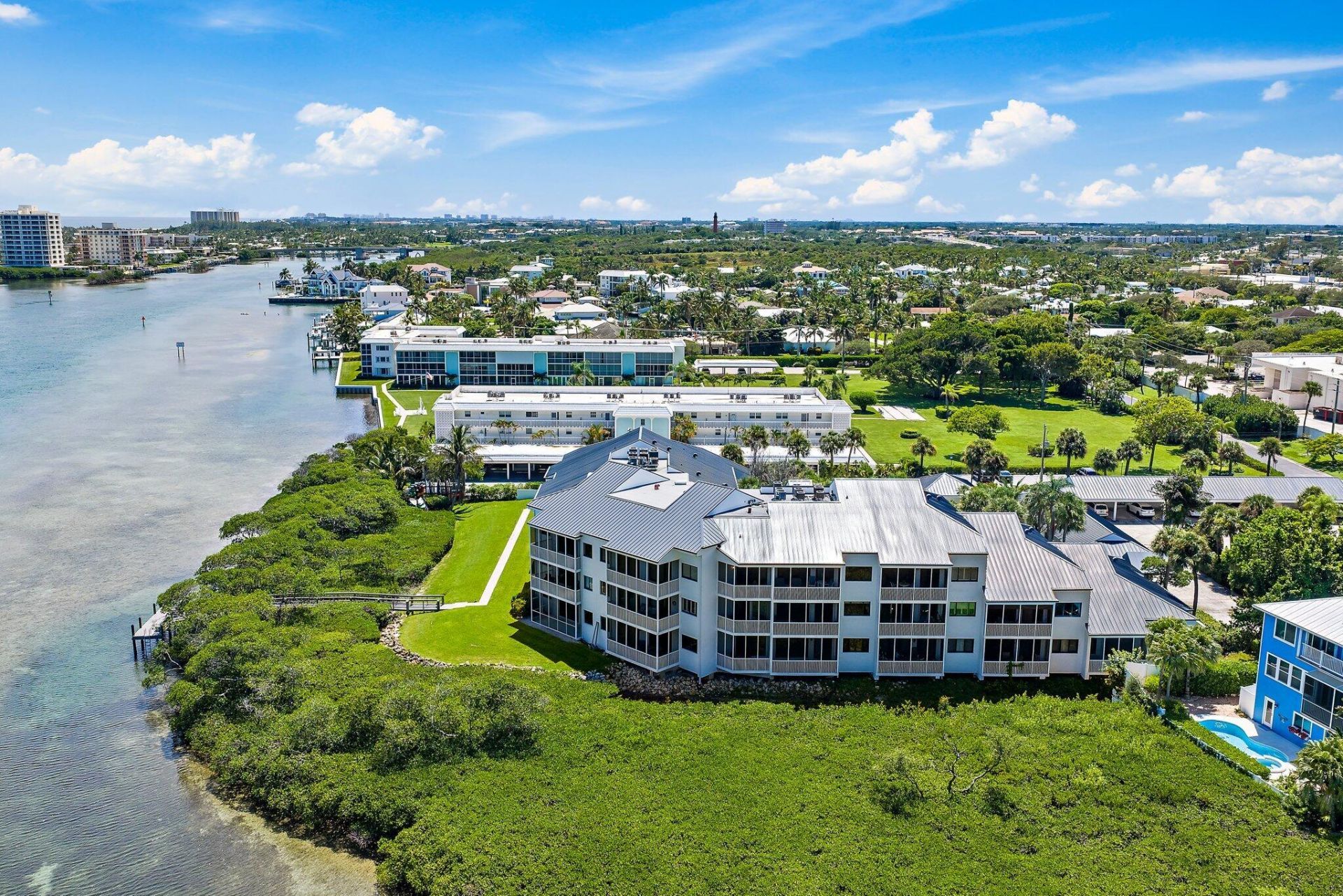 200 Waterway Road, Unit 105, Tequesta, FL 33469 Photo