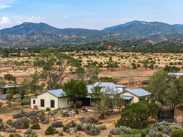 32 Jack Rabbit Lane , Santa Fe, NM 87508