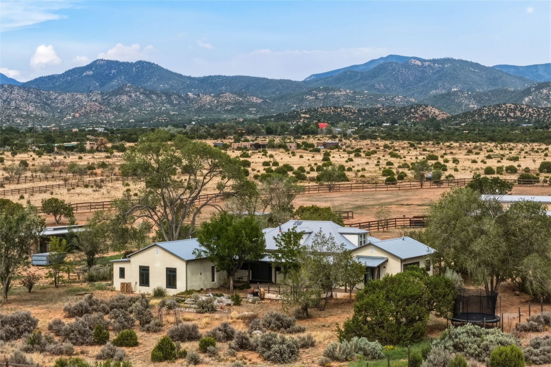 32 Jack Rabbit Lane, Santa Fe, NM 87508 Main Photo