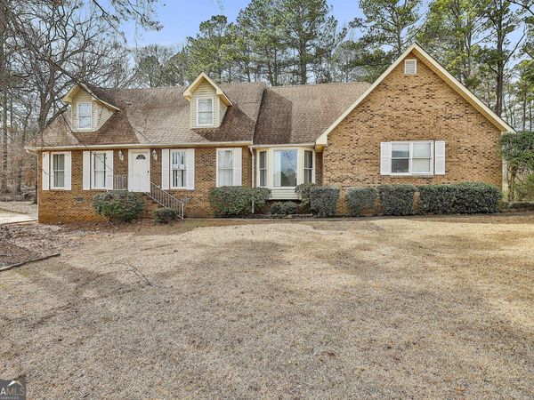 8039 Woods Lane, Jonesboro, GA 30236