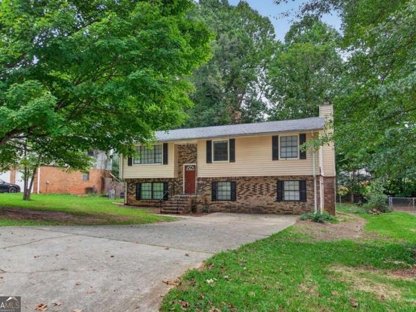 8948 Raven Drive, Jonesboro, GA 30238