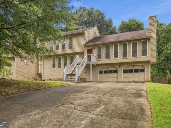 371 Saint Simons Cove, Lawrenceville, GA 30044