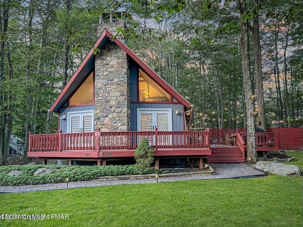 2823 Fairhaven Drive , Tobyhanna, PA 18466
