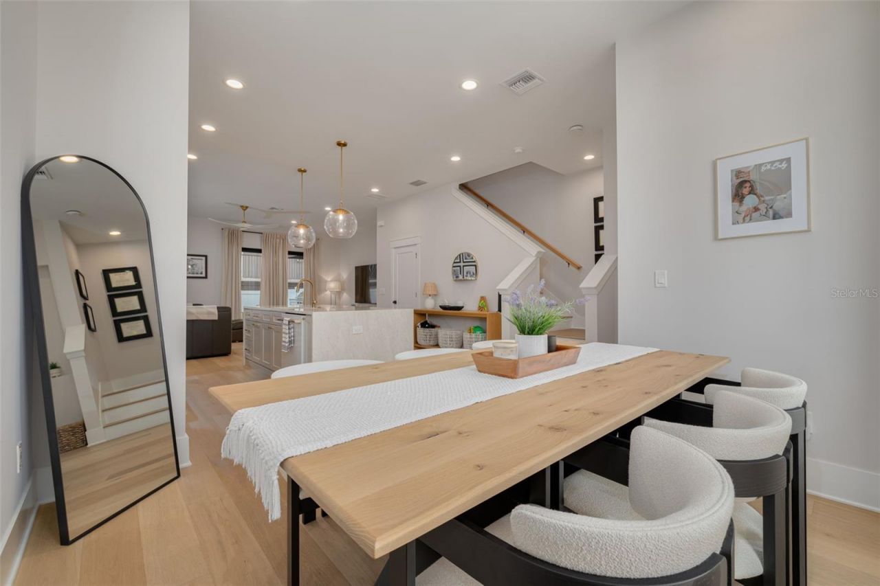 233 8th Street N, Saint Petersburg, FL 33701 Photo