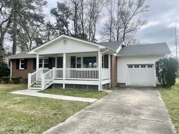 703 Kathryn Avenue , Jacksonville, NC 28540