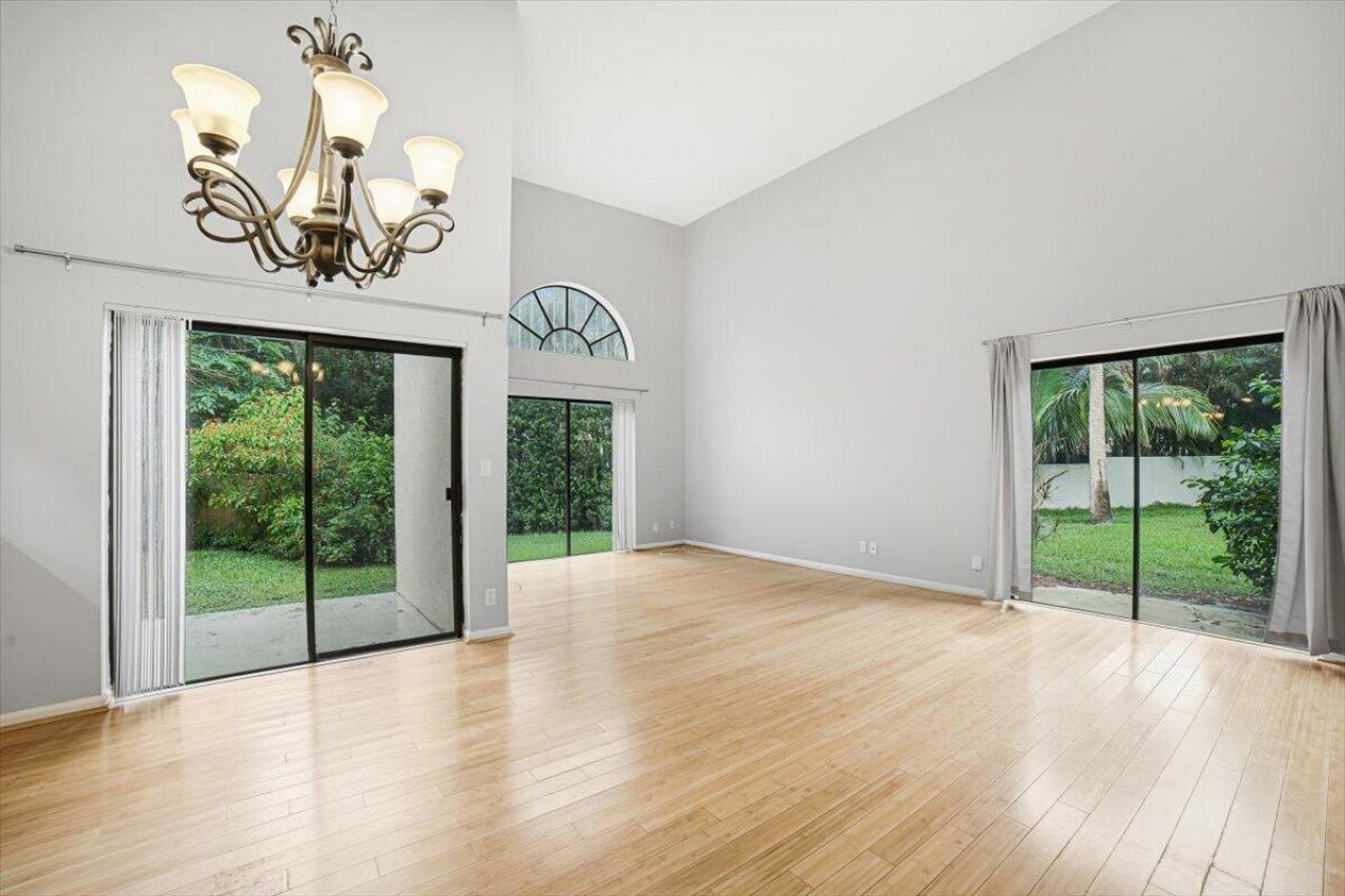 3130 Kingswood Terrace, Boca Raton, FL 33431 Photo