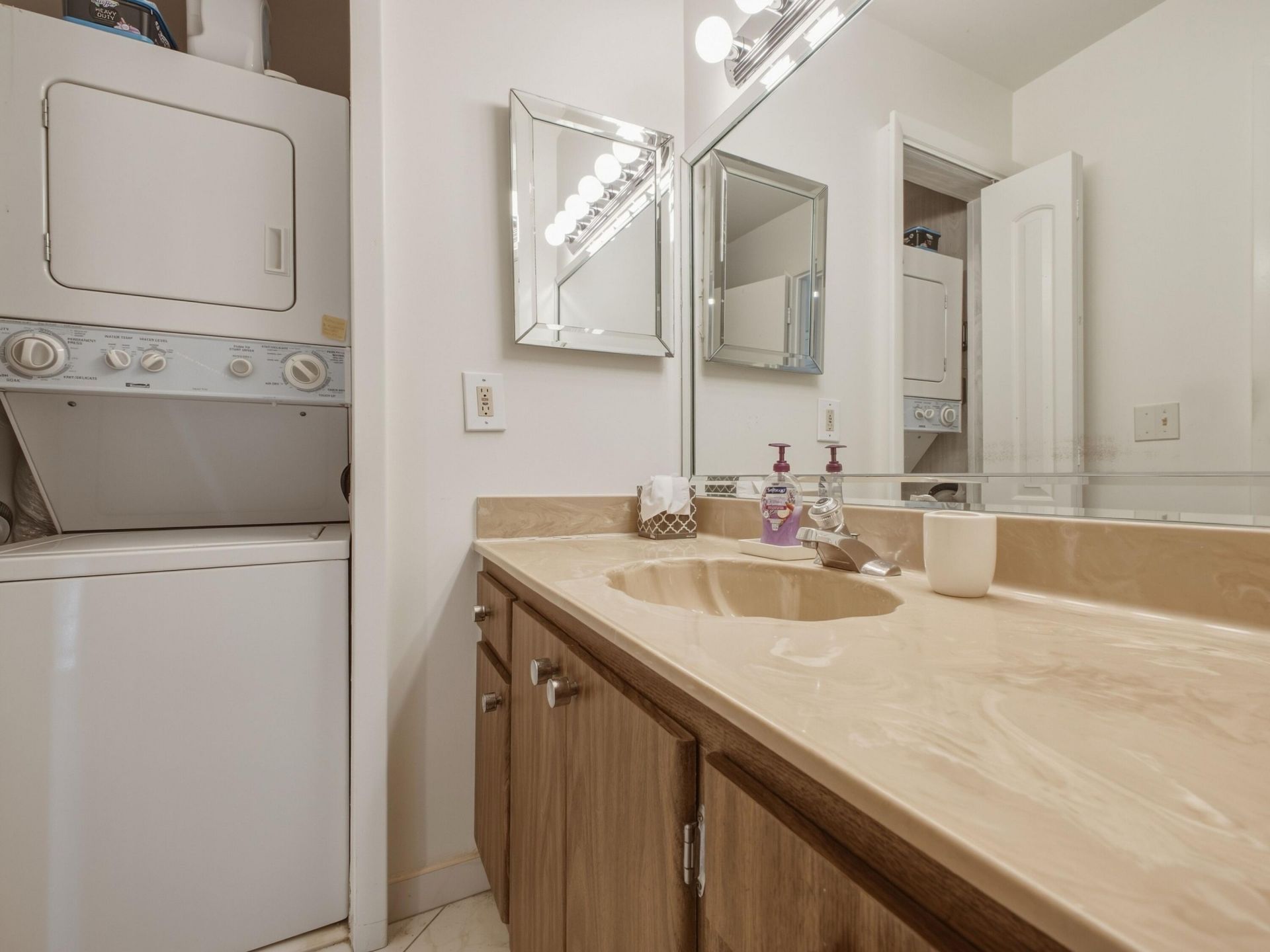 265 Capri F, Delray Beach, FL 33484 Photo