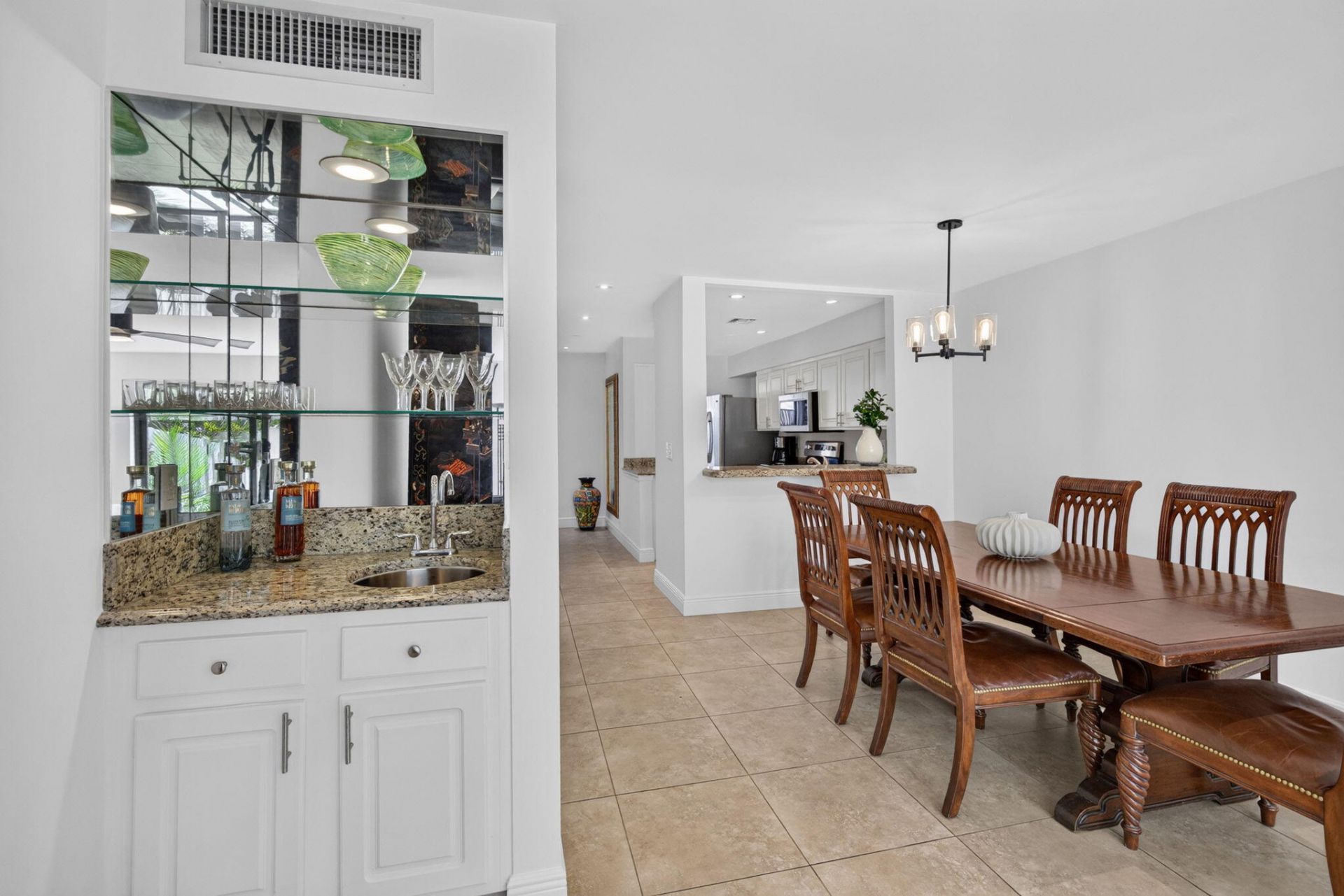 547 NE 7th Avenue, Fort Lauderdale, FL 33301 Photo