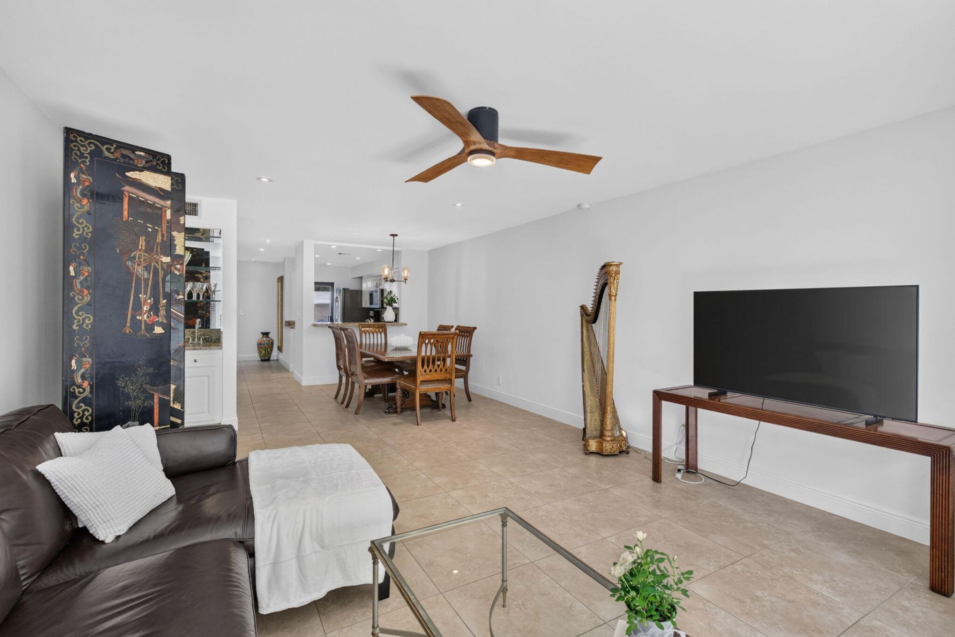 547 NE 7th Avenue, Fort Lauderdale, FL 33301 Photo